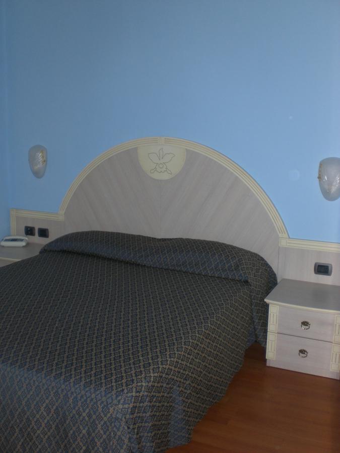 Orchidea Residence Hotel Finale Ligure Buitenkant foto